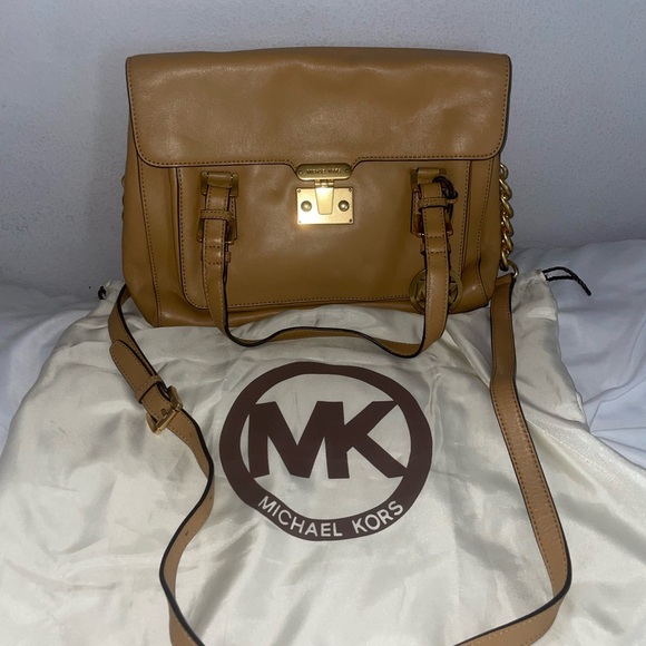 Michael Kors Brown Leather Purse w/ strap and handles - Picture 1 of 13